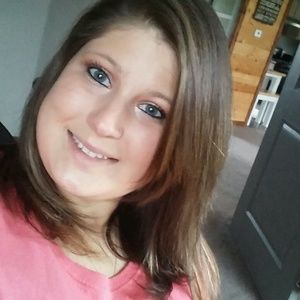 Meet your Posher, Mackenzie